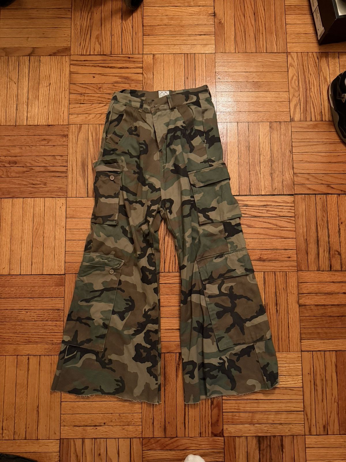Cargo Flare Denim