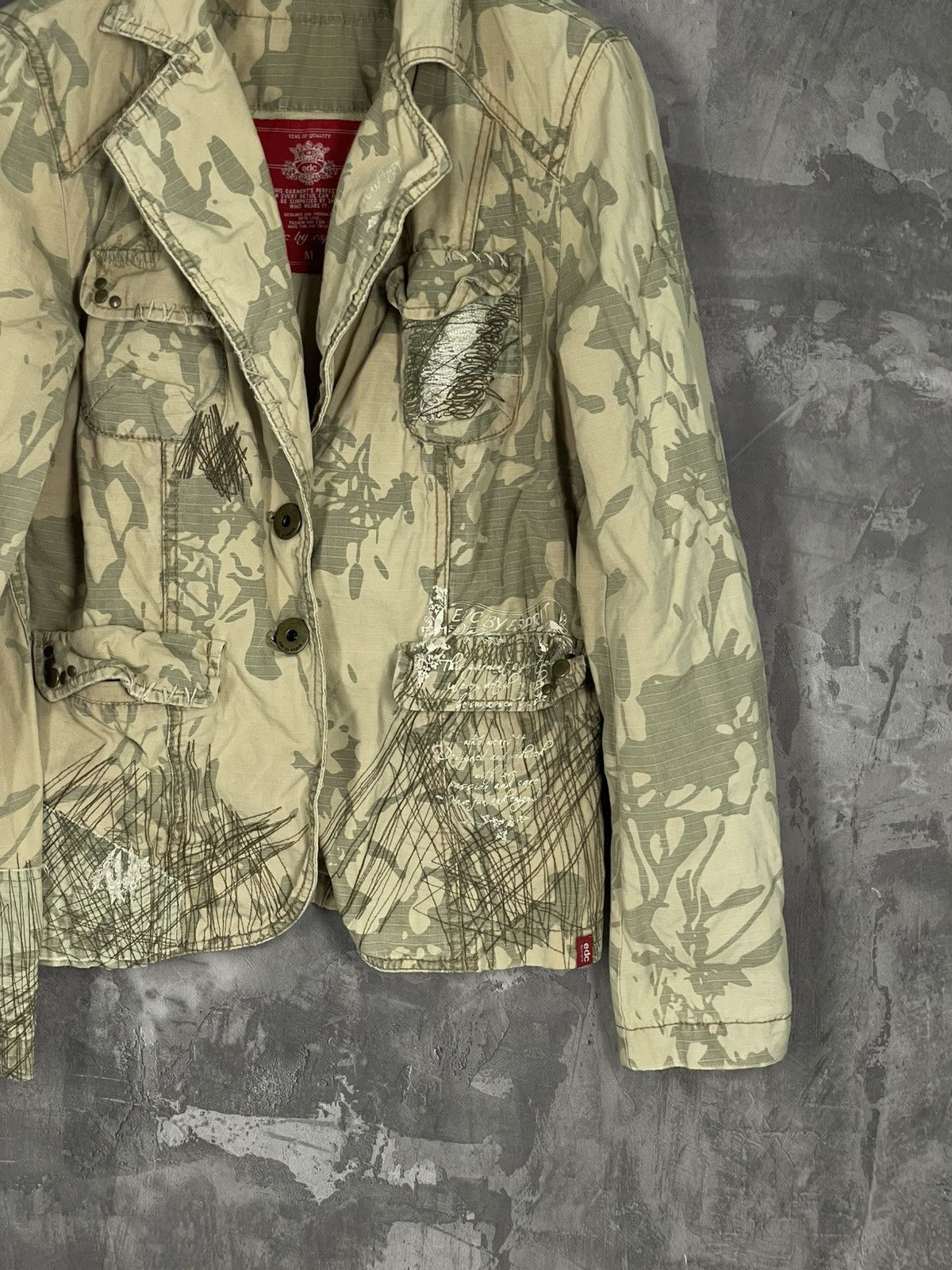 Vintage Y2K Japanese Embroidered Floral Studded Jacket