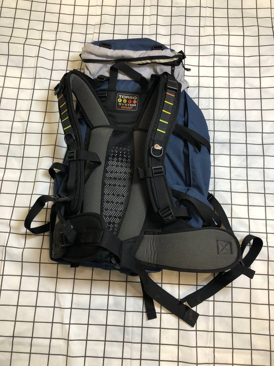 Other LOWE ALPINE BACKPACK Hike Pack Distressed Faded 90s Size ONE SIZE - 24 Thumbnail