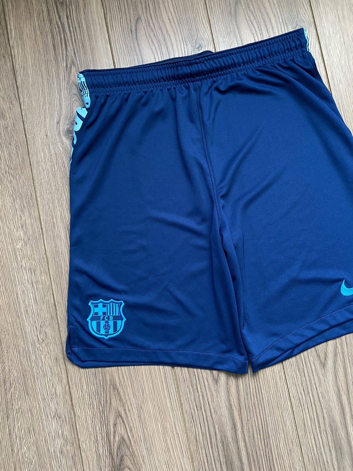 Nike Nike F.C. Barcelona Logotype Men’s Shorts Size M Size US 32 / EU 48 - 2 Thumbnail