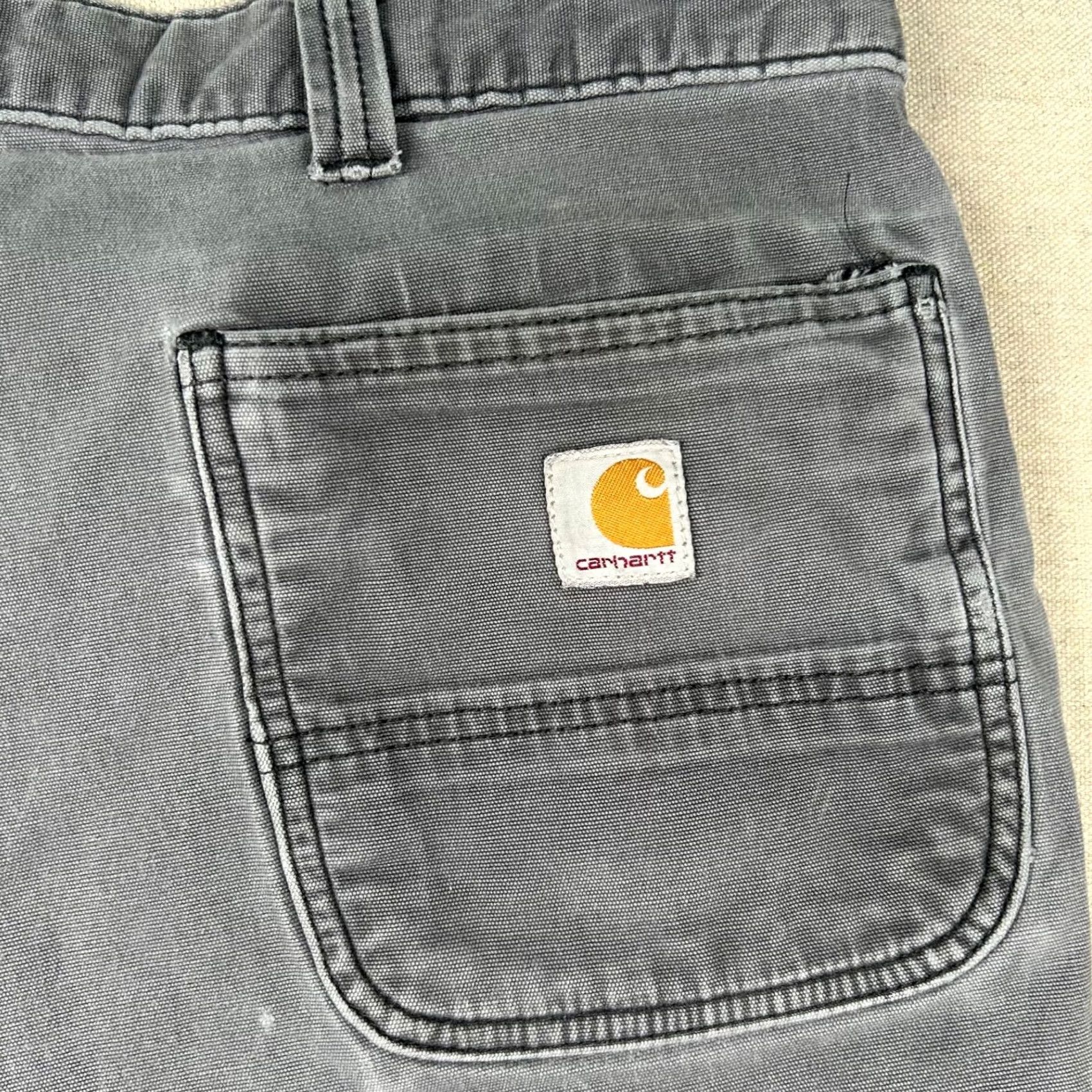 Carhartt VINTAGE Carhartt Pants Mens 44x32 Canvas Khakis Workwear Relaxed Straight 41 in Waist Gray 31 in Inseam Mens Size US 44 / EU 60 - 6 Thumbnail