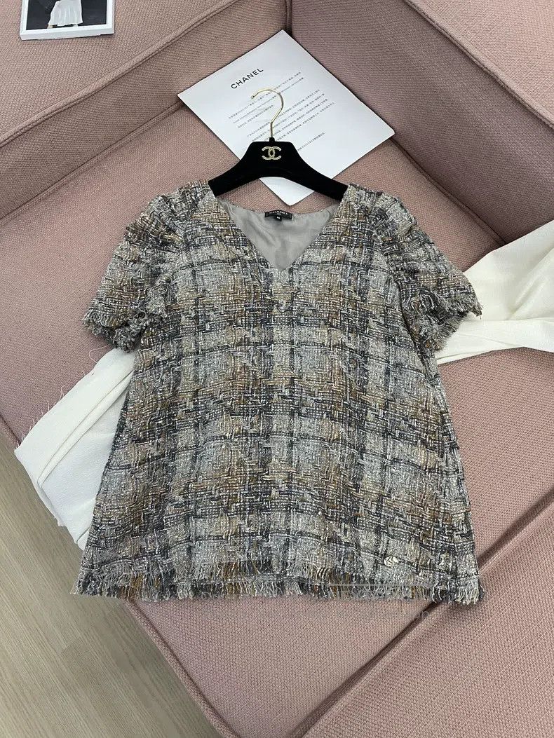 Chanel Chanel Greek series V-neck tassel tweed short sleeves Size XS / US 0-2 / IT 36-38 - 1 Thumbnail