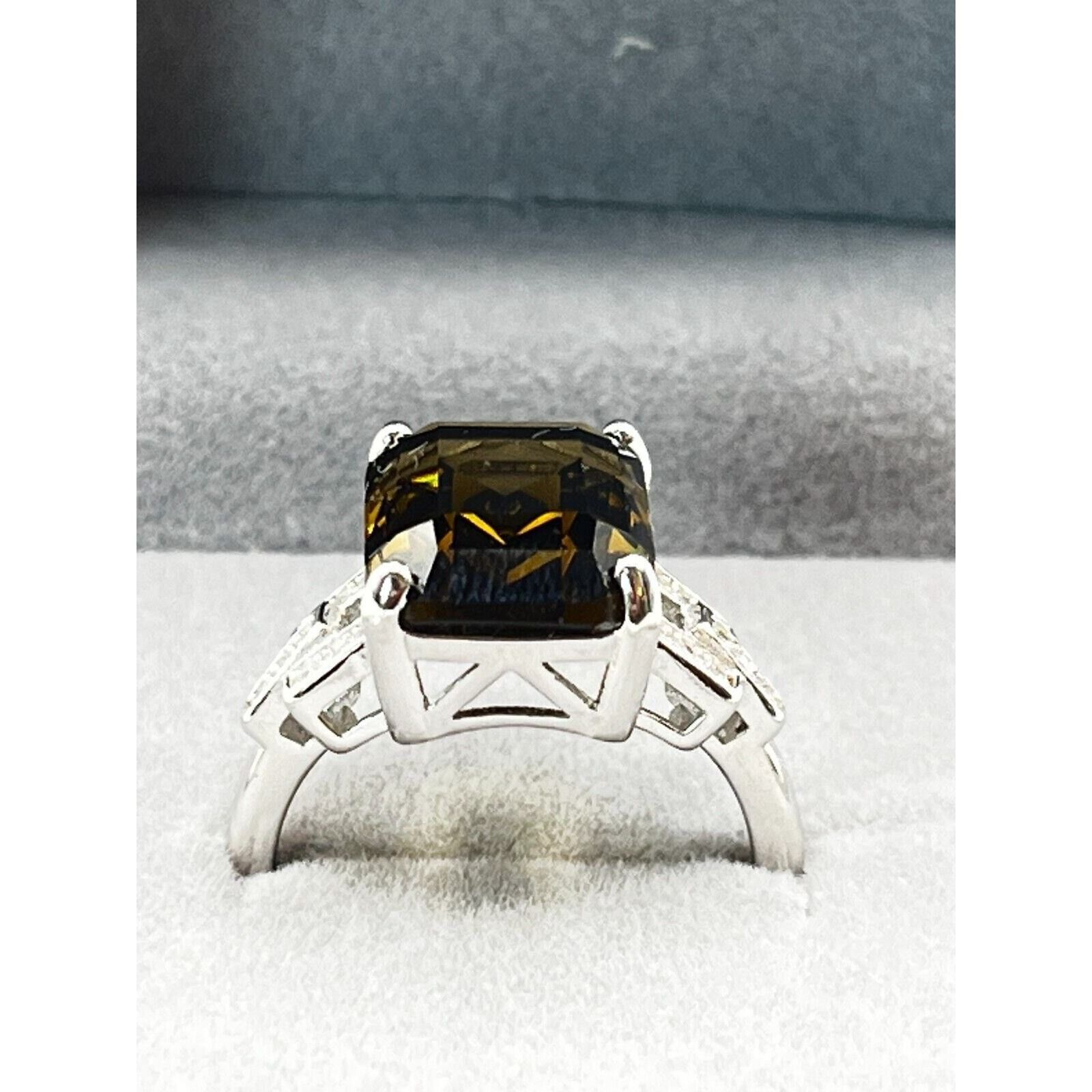 The Unbranded Brand .925 Sterling Silver Quartz and Cubic Zirconia Ring Size 7 Size ONE SIZE - 3 Thumbnail