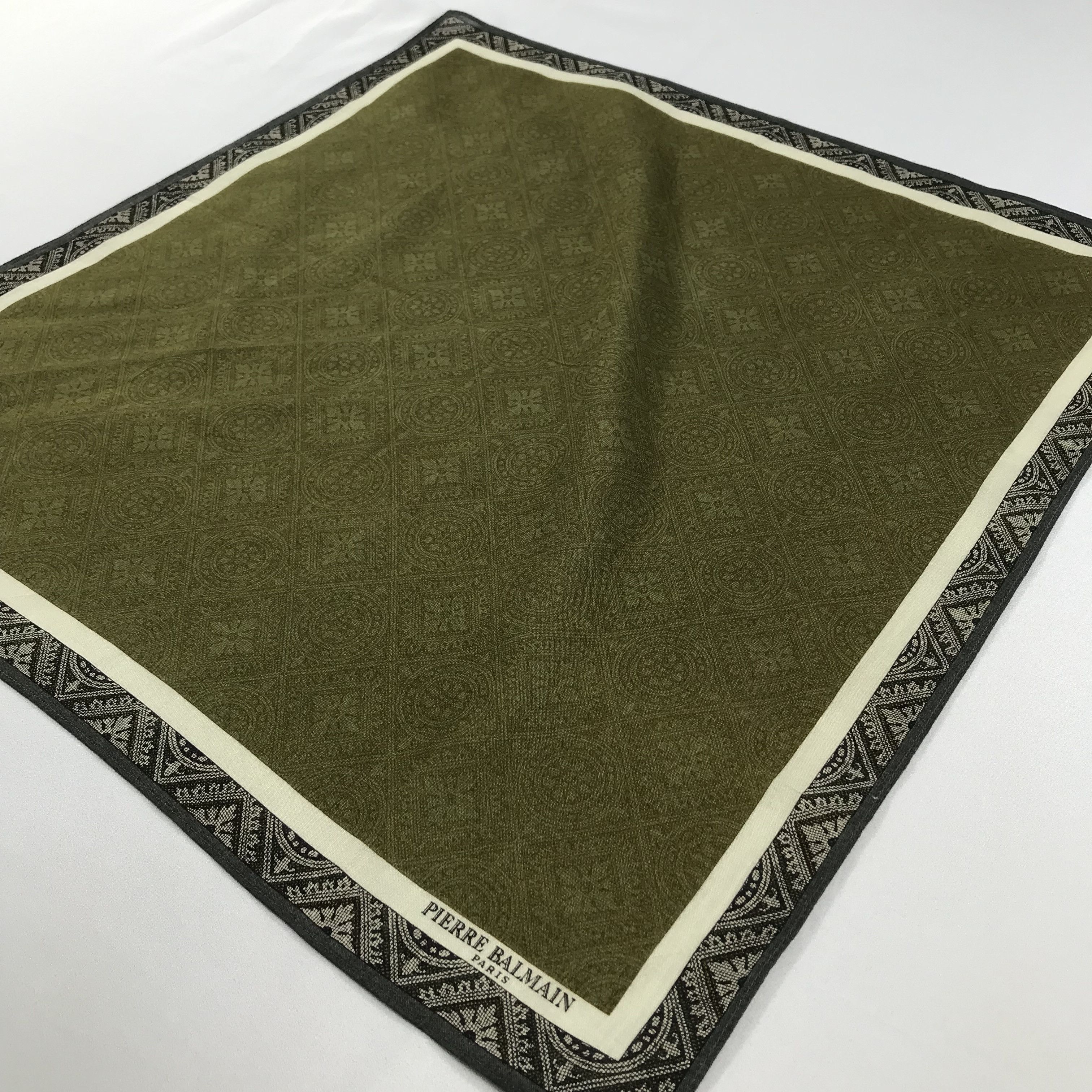 Pierre Balmain × Vintage Pierre Balmain Bandana / Handkerchief / Neckerchief - S2071 Size ONE SIZE - 2 Thumbnail
