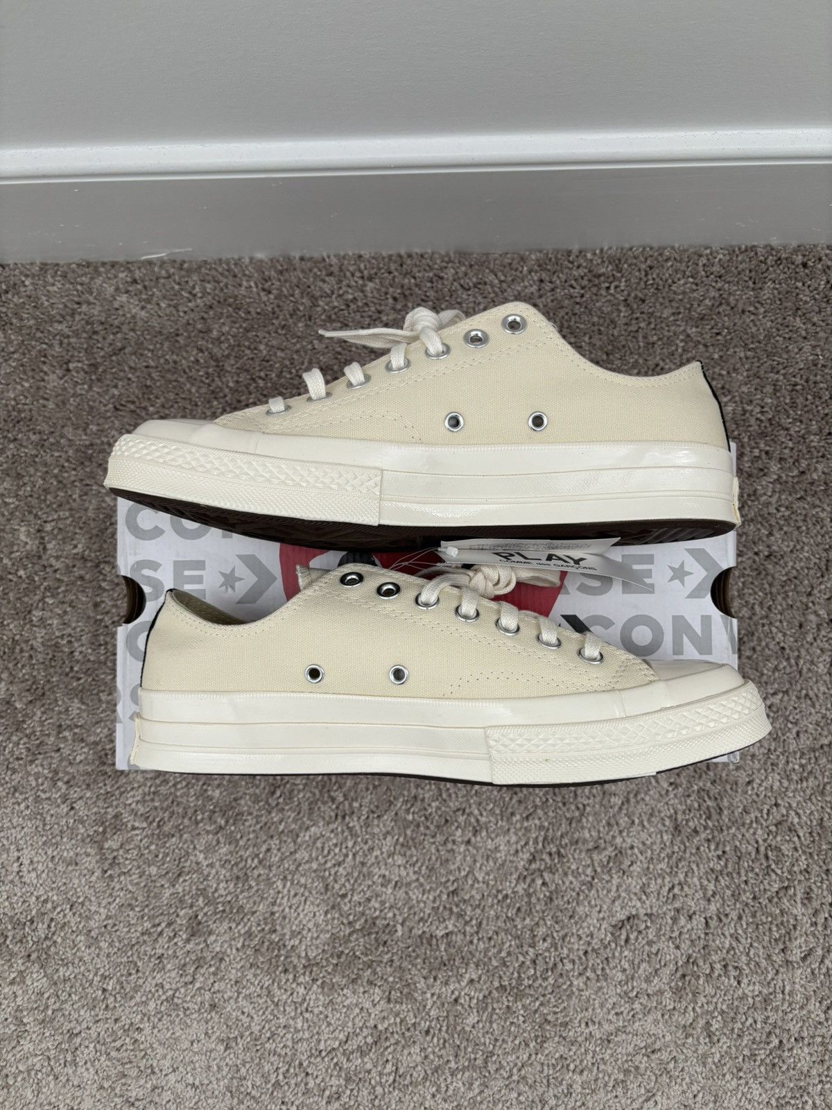 Comme des Garcons PLAY × Converse Comme Des Garcons Play x Converse Chuck Taylor Size US 8.5 / EU 41-42 - 4 Thumbnail