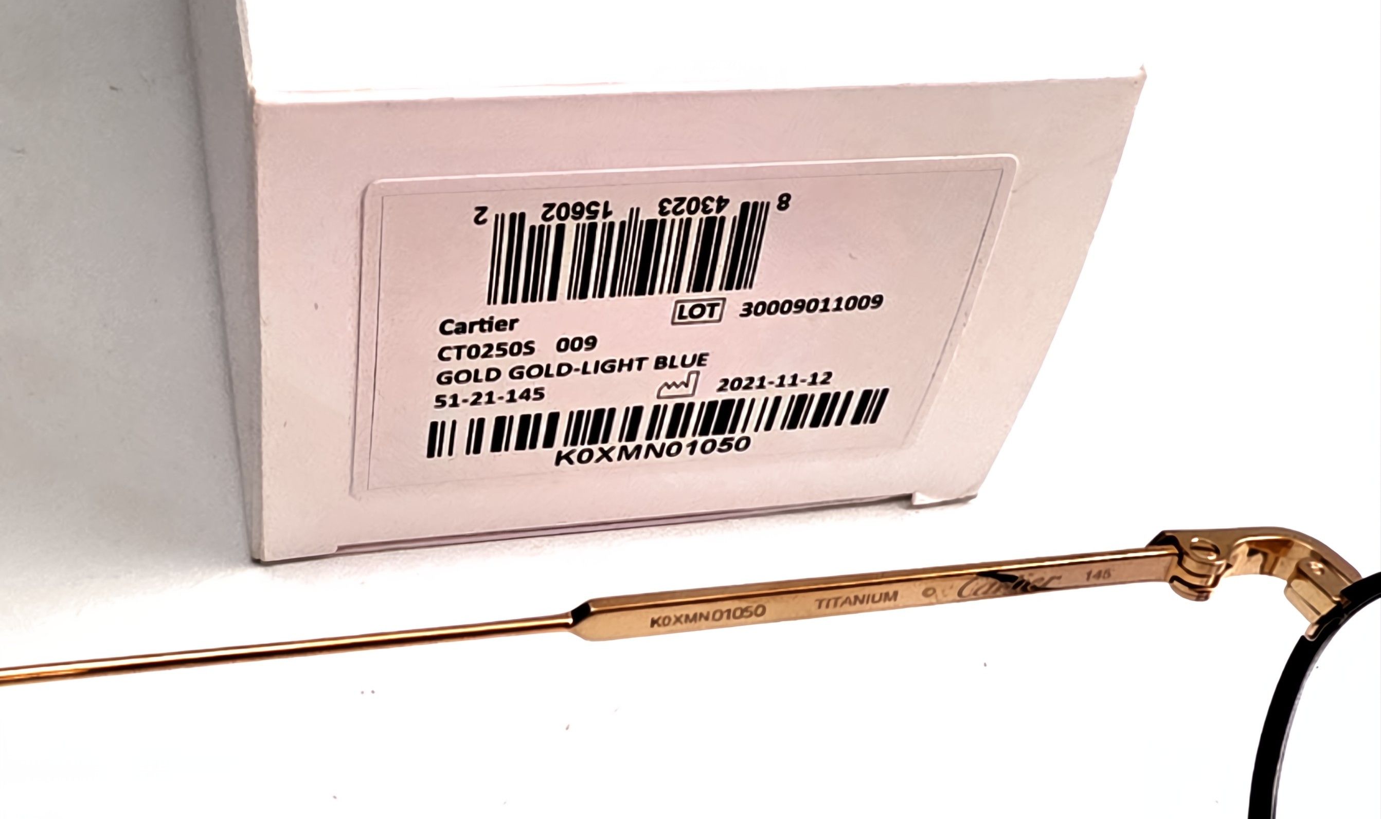 Cartier Authentic Luxury Cartier Gold Eyewear CT02500 Size ONE SIZE - 14 Thumbnail
