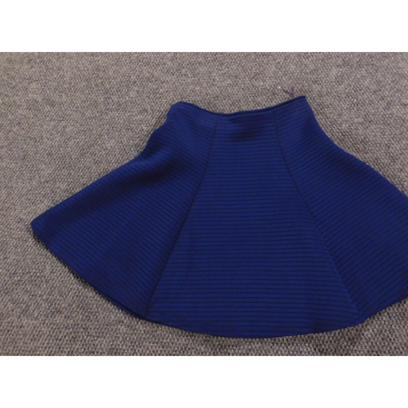 Vintage Miami Skirt Womens Small Blue A-line stretch pull on Midi Skirt Womens Blue A-Line Stretch Pull On Size 28" / US 6 / IT 42 - 2 Thumbnail