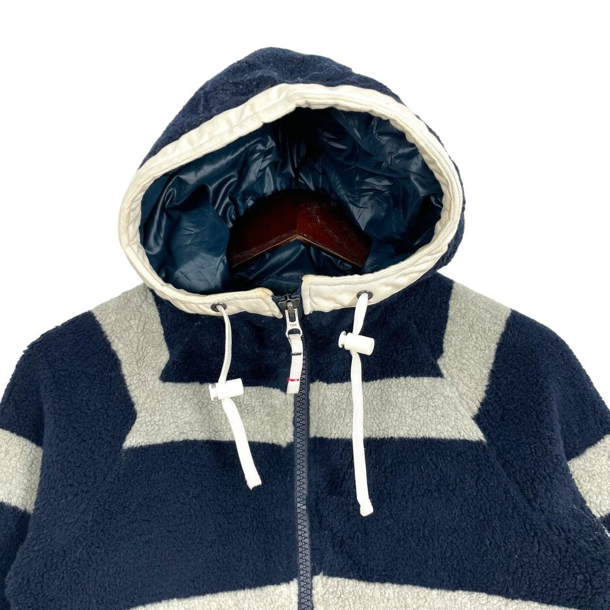Helly Hansen Vintage Helly Hansen Fleece Jacket Hoodie Stripe Black Size US S / EU 44-46 / 1 - 7 Thumbnail