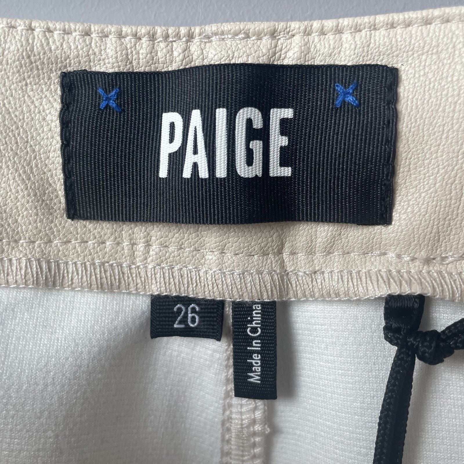 Paige Paige Stella Pants Womens 26 Faux Leather Straight Leg Stret Size 26" / US 2 / IT 38 - 6 Thumbnail