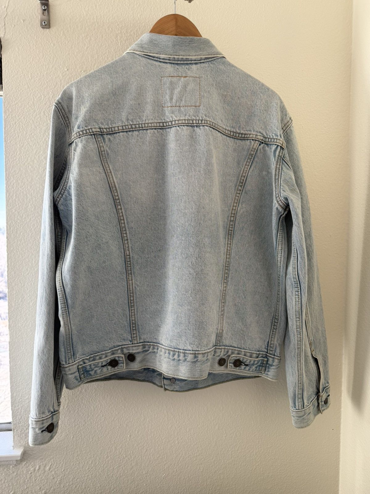 Type III Trucker Jacket Lightwash
