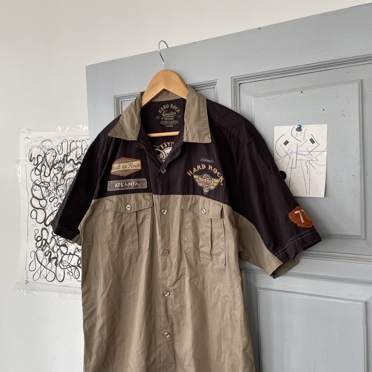 Hard Rock Cafe Vintage 90’s Hard Rock Atlanta Short Shirt Size L Size US L / EU 52-54 / 3 - 2 Thumbnail