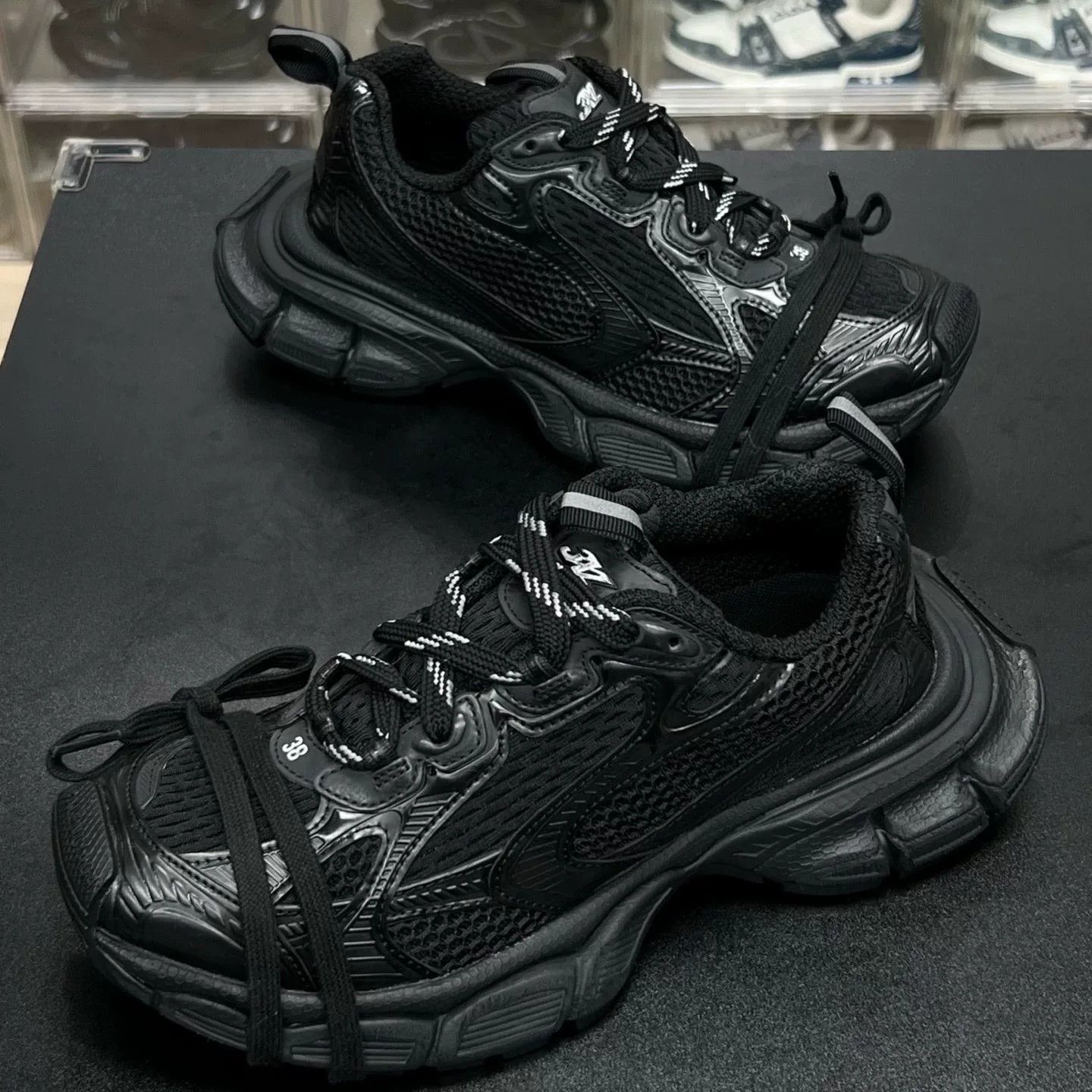 Balenciaga Balenciaga Black Designer Casual Size US XXL / EU 58 / 5 - 1 Thumbnail
