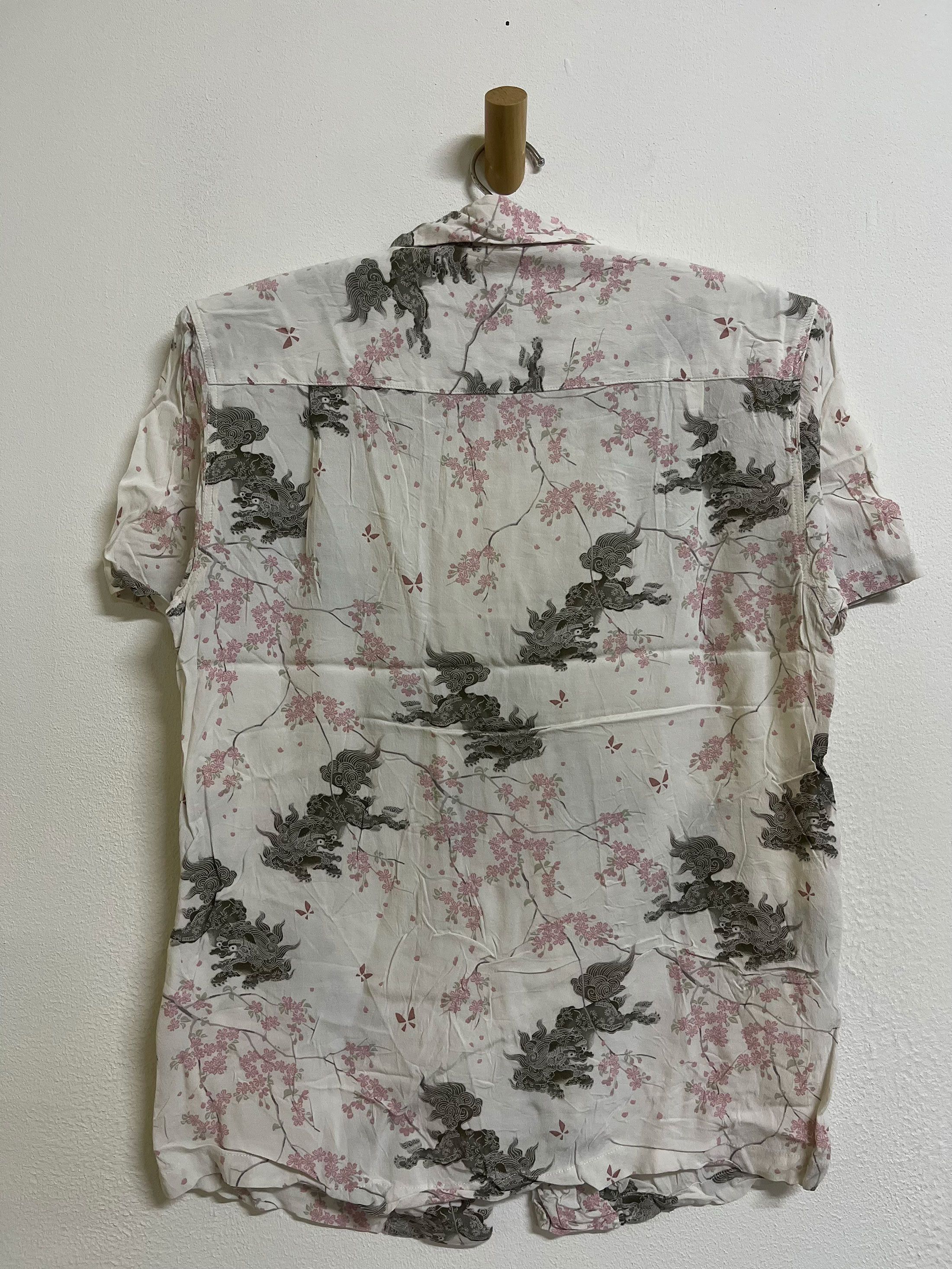 Individualized Shirts Oniwa Sato Hawaii Surf Short Sleeve Hawaiian Art Size US M / EU 48-50 / 2 - 3 Thumbnail