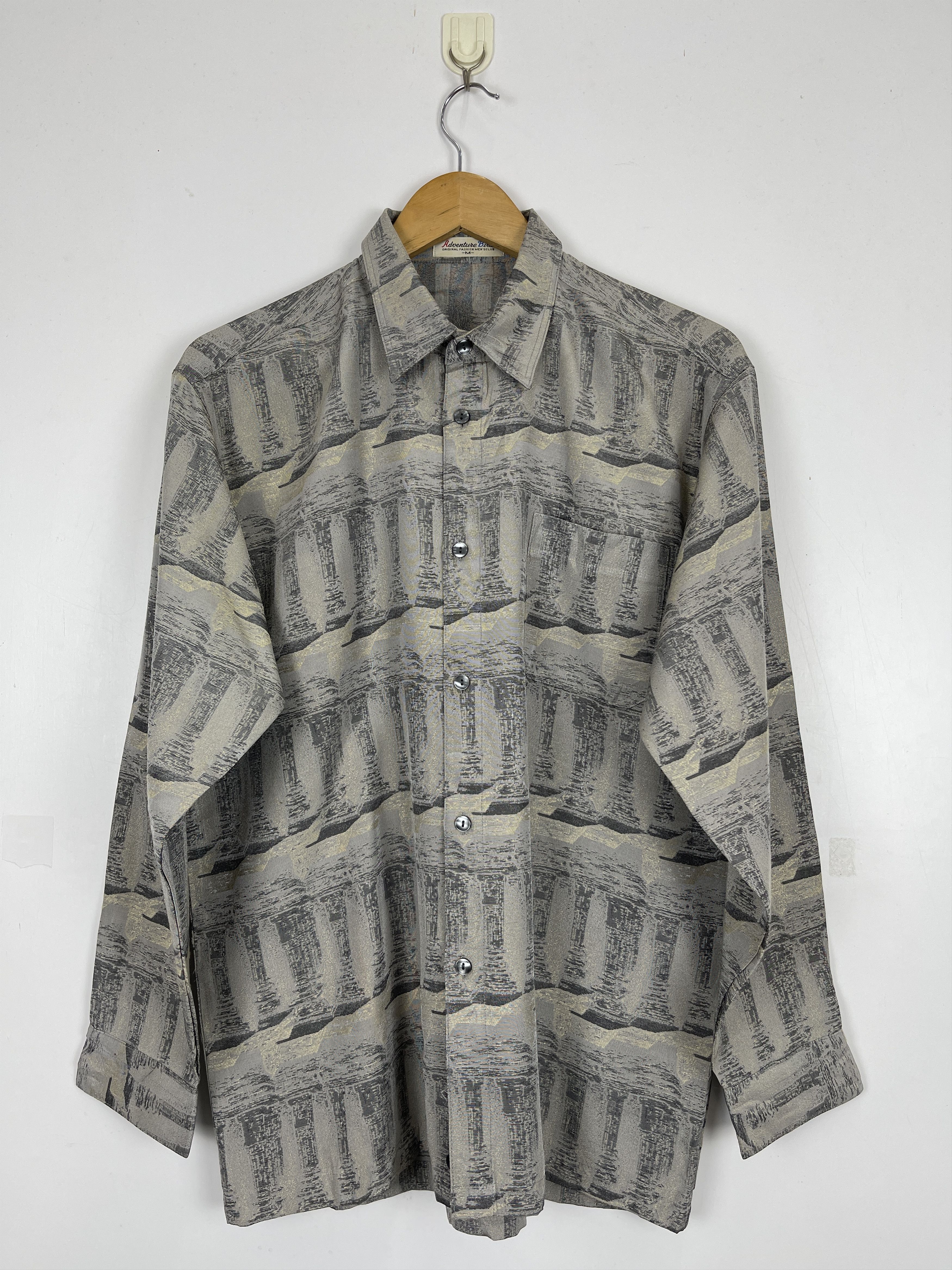 Vintage Vintage 80s Japanese Brand Silk Shirt TA0384 Size US M / EU 48-50 / 2 - 1 Thumbnail