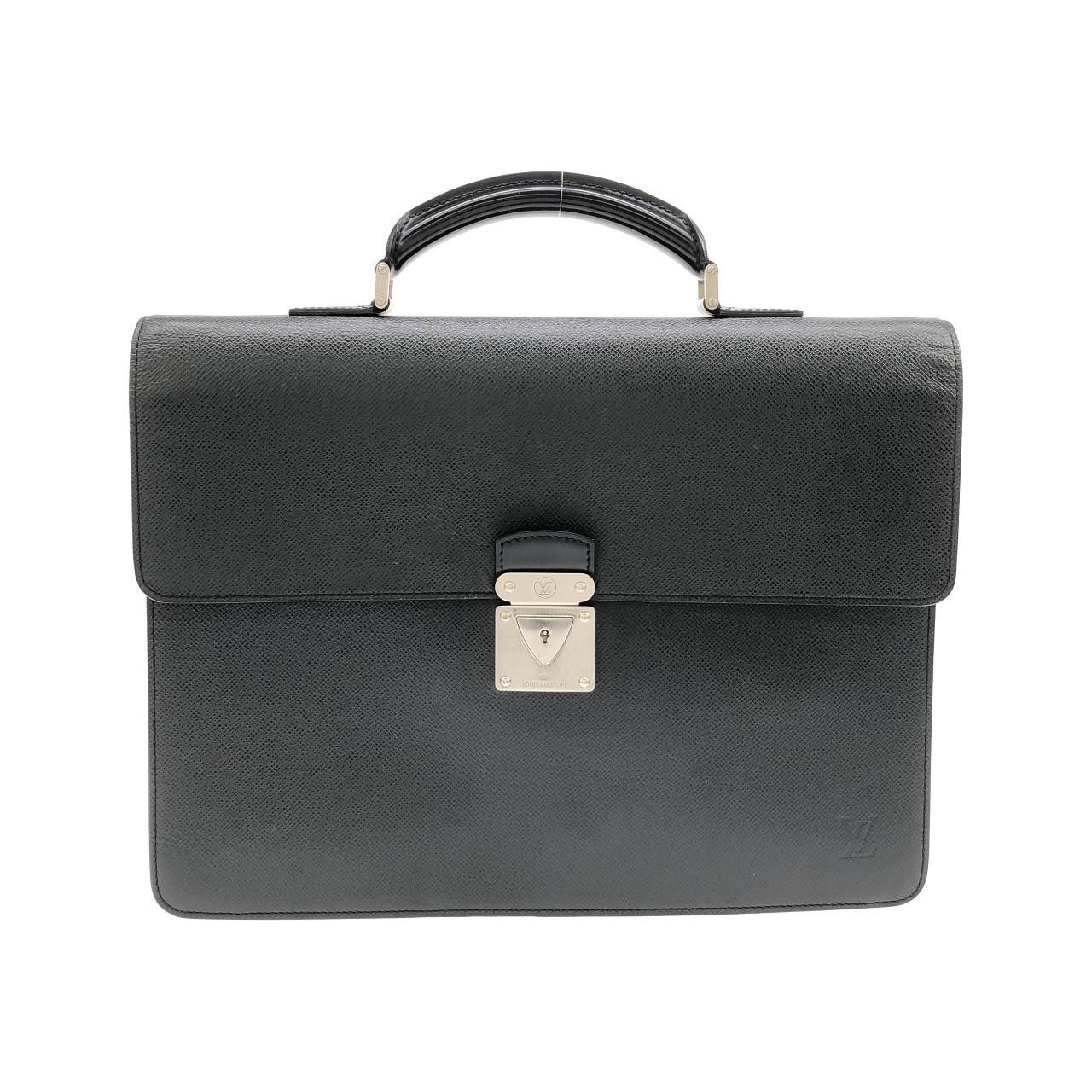 Louis Vuitton Louis Vuitton Louis Vuitton Taiga Laguito Leather Briefcase Leather Business Bag M31092 DUTY FREE for USA Size ONE SIZE - 1 Thumbnail