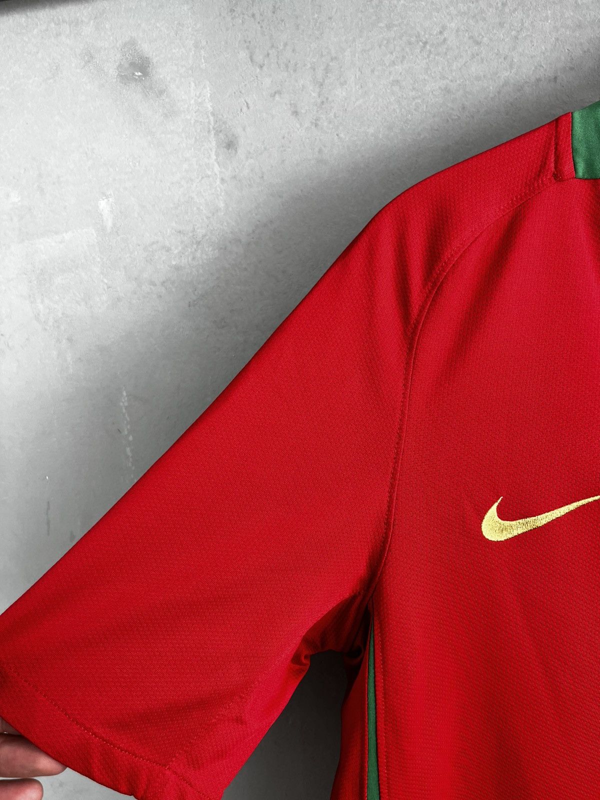Nike Portugal football shirt 2008 Soccer Nike Jersey National Size US M / EU 48-50 / 2 - 6 Thumbnail