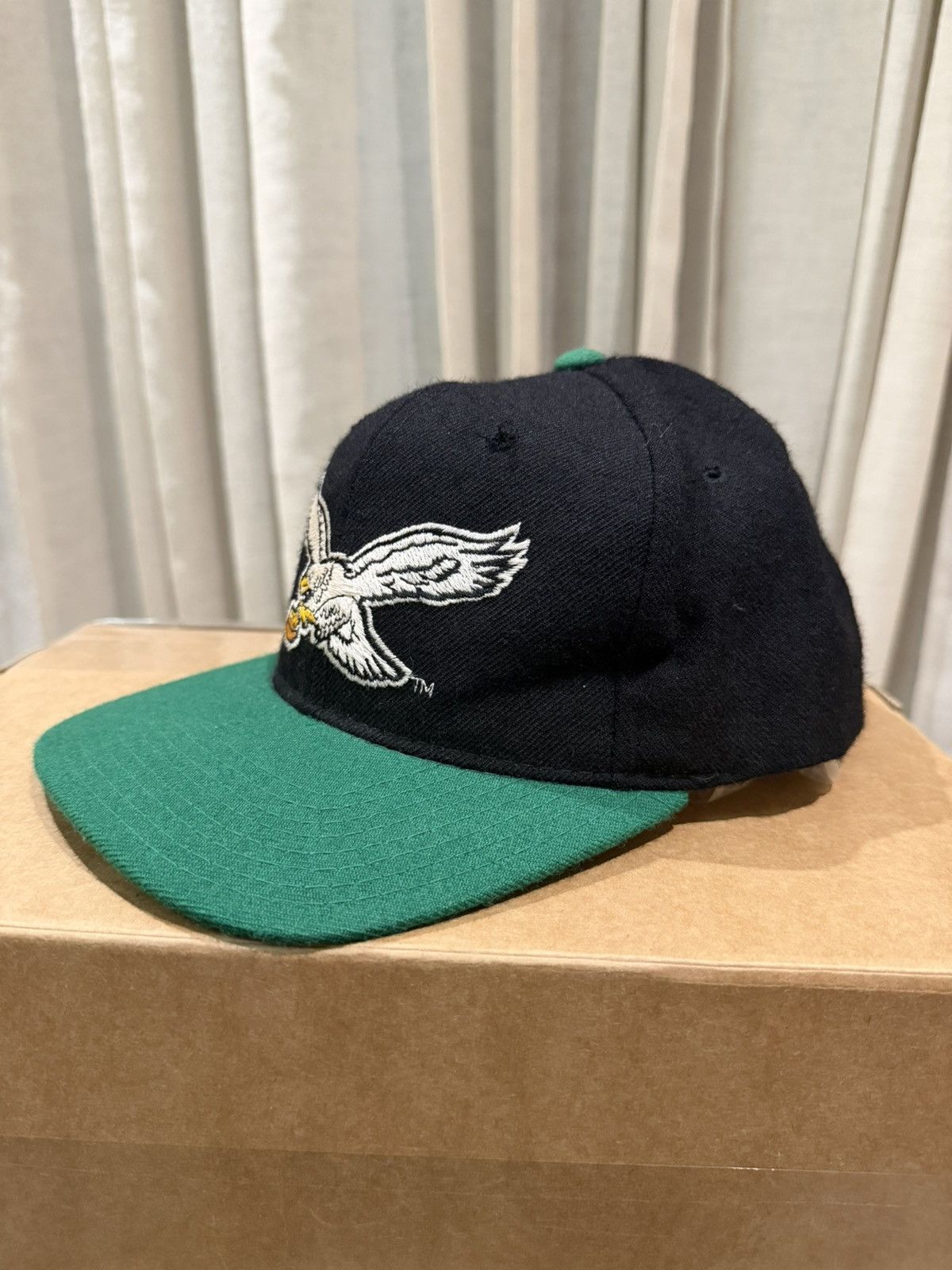 Starter Vintage 90s Philadelphia Eagles Starter hat Size ONE SIZE - 3 Thumbnail