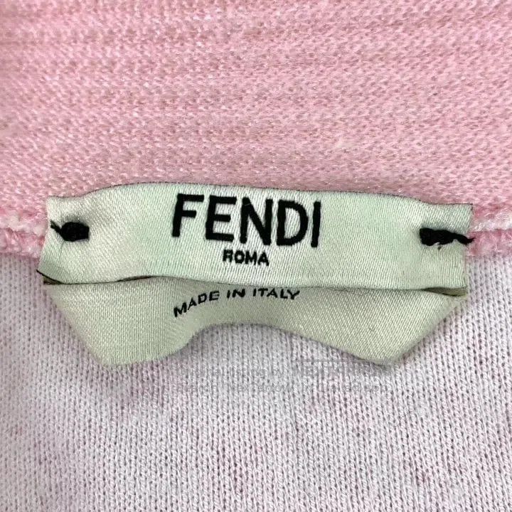 Fendi Fendi Pink Embossed Button Cardigan. Size US XS / EU 42 / 0 - 6 Thumbnail