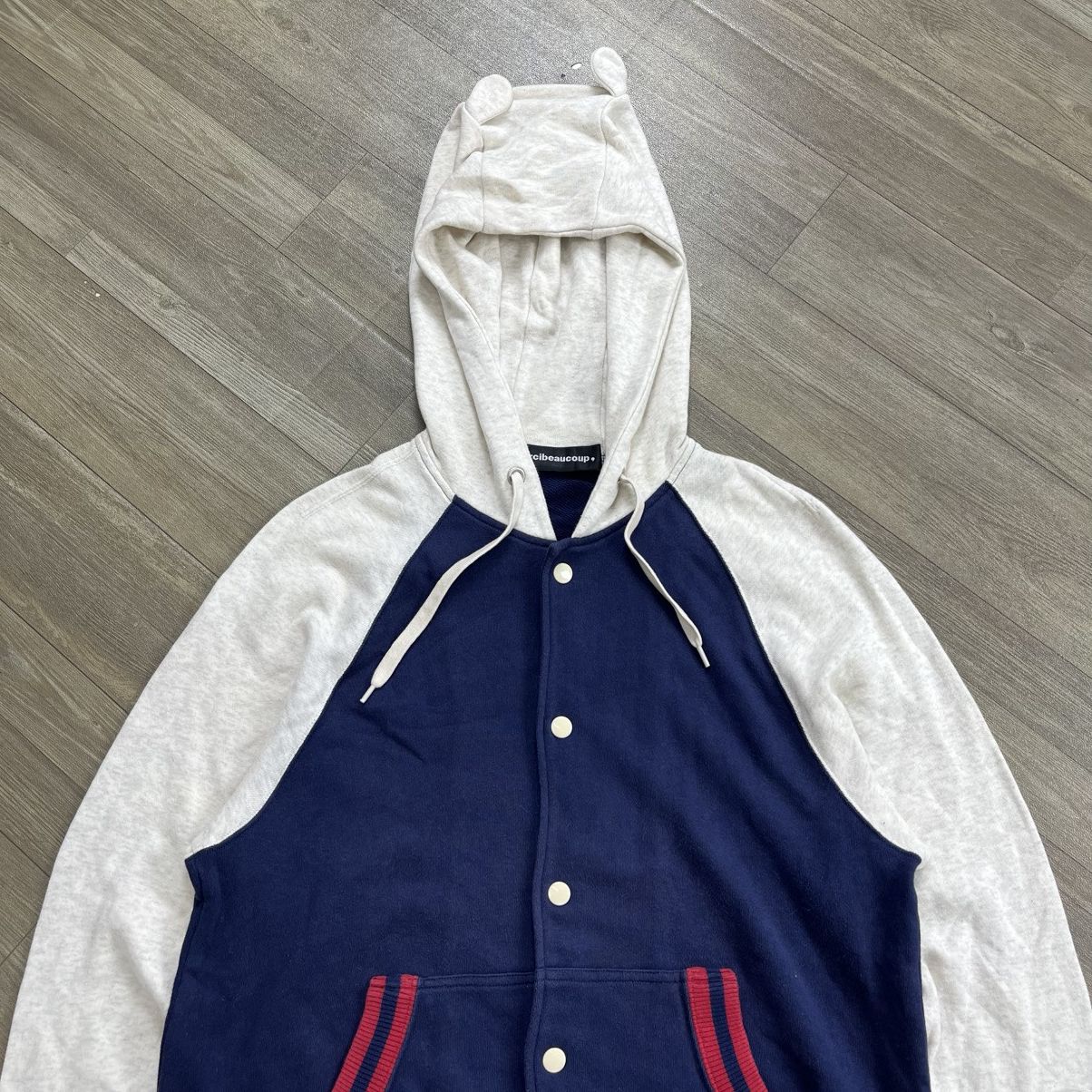 Issey Miyake Vintage Mercibeaucoup Issey Miyake Panda Ear Varsity Hooded Size US L / EU 52-54 / 3 - 2 Thumbnail