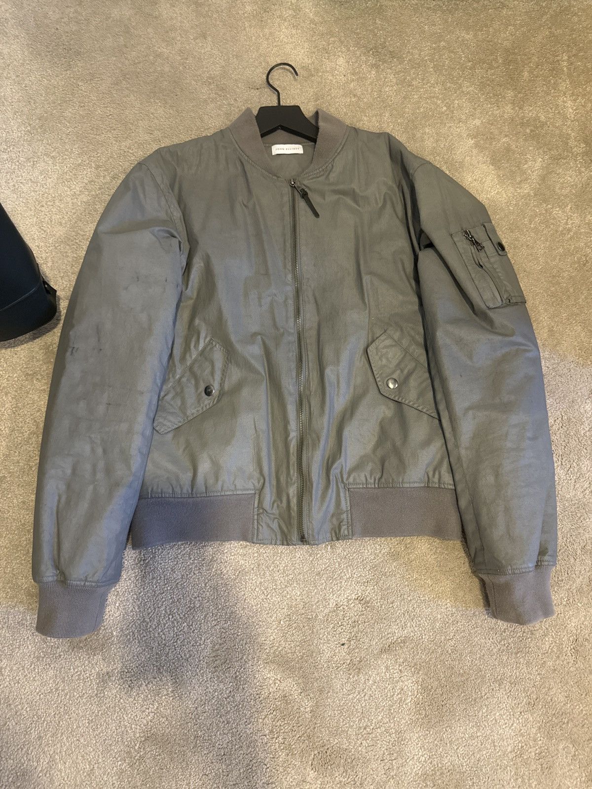 John Elliott John Elliott bomber Size US M / EU 48-50 / 2 - 1 Thumbnail