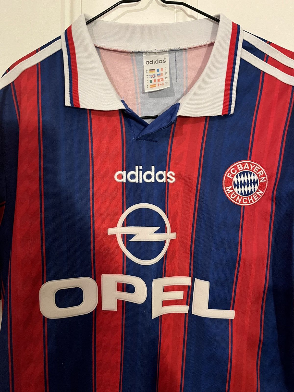 Other Bayern Munich jersey 96/97 vintage Size US M / EU 48-50 / 2 - 3 Thumbnail