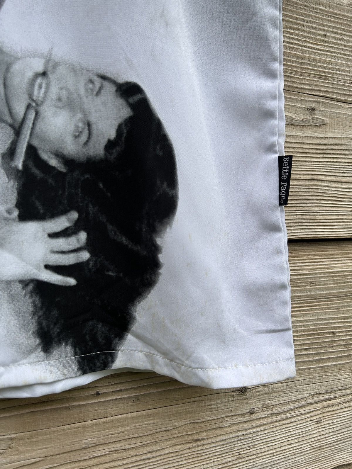 Dragonfly Vintage Dragonfly Bettie Page Photo Model AOP Shirt Size US XL / EU 56 / 4 - 4 Thumbnail