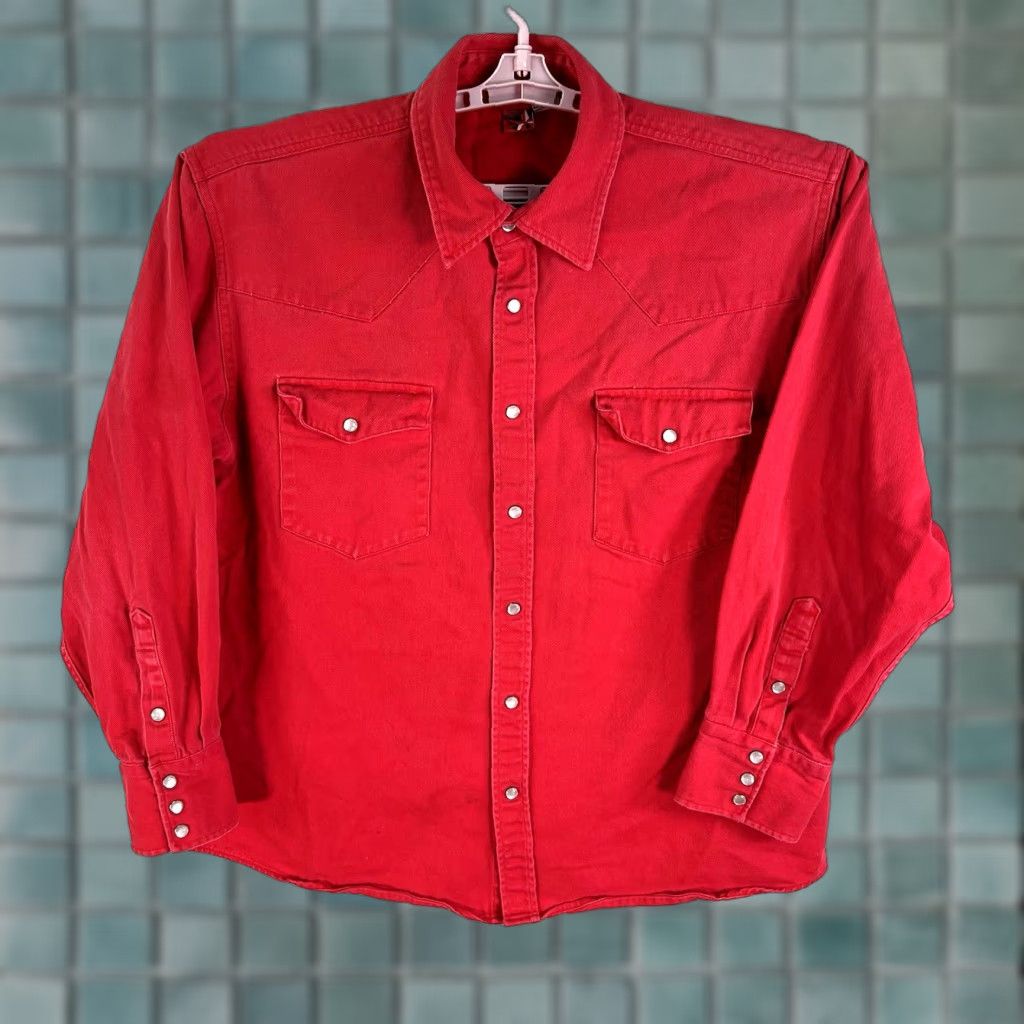 Marlboro VTG Marlboro Western Denim Shirt Men’s L Red Pearl Snap Long Sleeve Casual Workwear Shirts Red Marlboro Classics Western Shirt (50 in Chest) Size US L / EU 52-54 / 3 - 1 Thumbnail