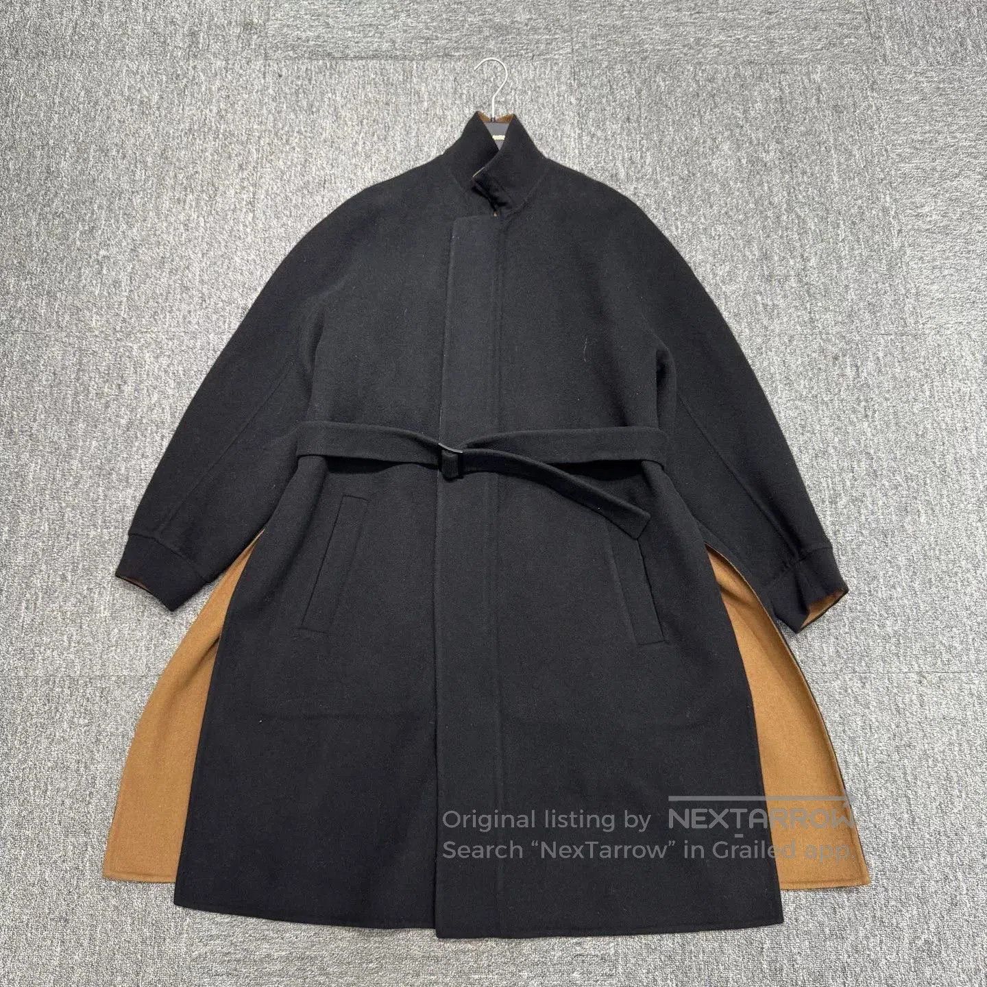 Dior Dior Wool Coat in Excellent Condition. Size US L / EU 52-54 / 3 - 1 Thumbnail