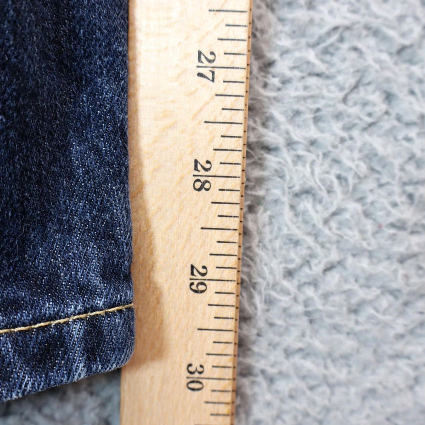 Levi's Levi's 559 Jeans Men 52x32 Classic Fit Straight Blue Denim Size US 36 / EU 52 - 6 Thumbnail