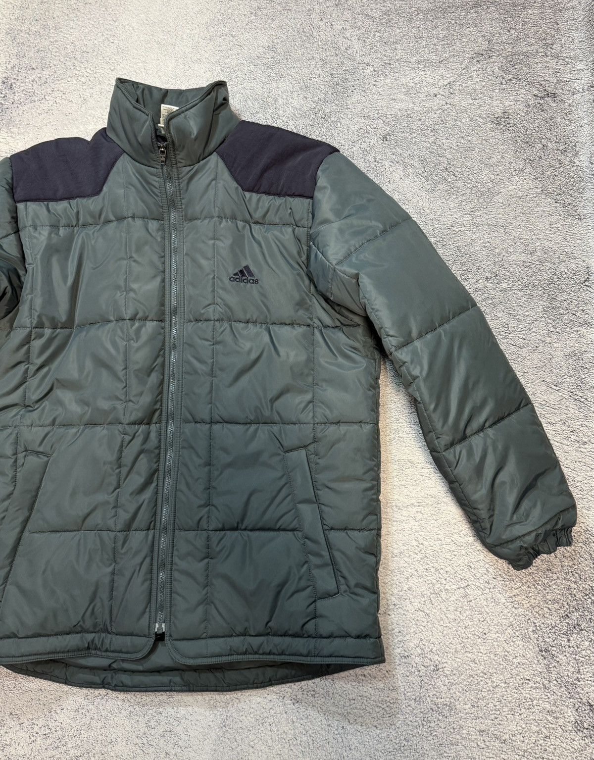Adidas Adidas Vintage Puffer Jacket Men M Nylon Winter Coat Logo Size US M / EU 48-50 / 2 - 3 Thumbnail