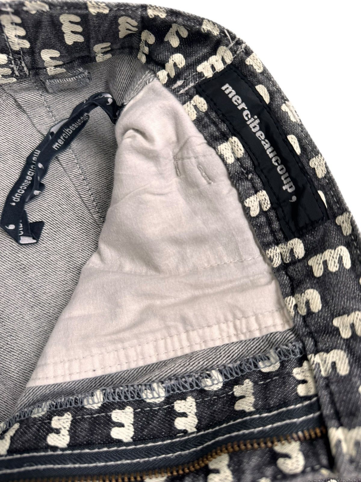 mercibeaucoup 🔥Japanese Brand mercibeaucoup Monogaram Jeans Size US 30 / EU 46 - 13 Thumbnail