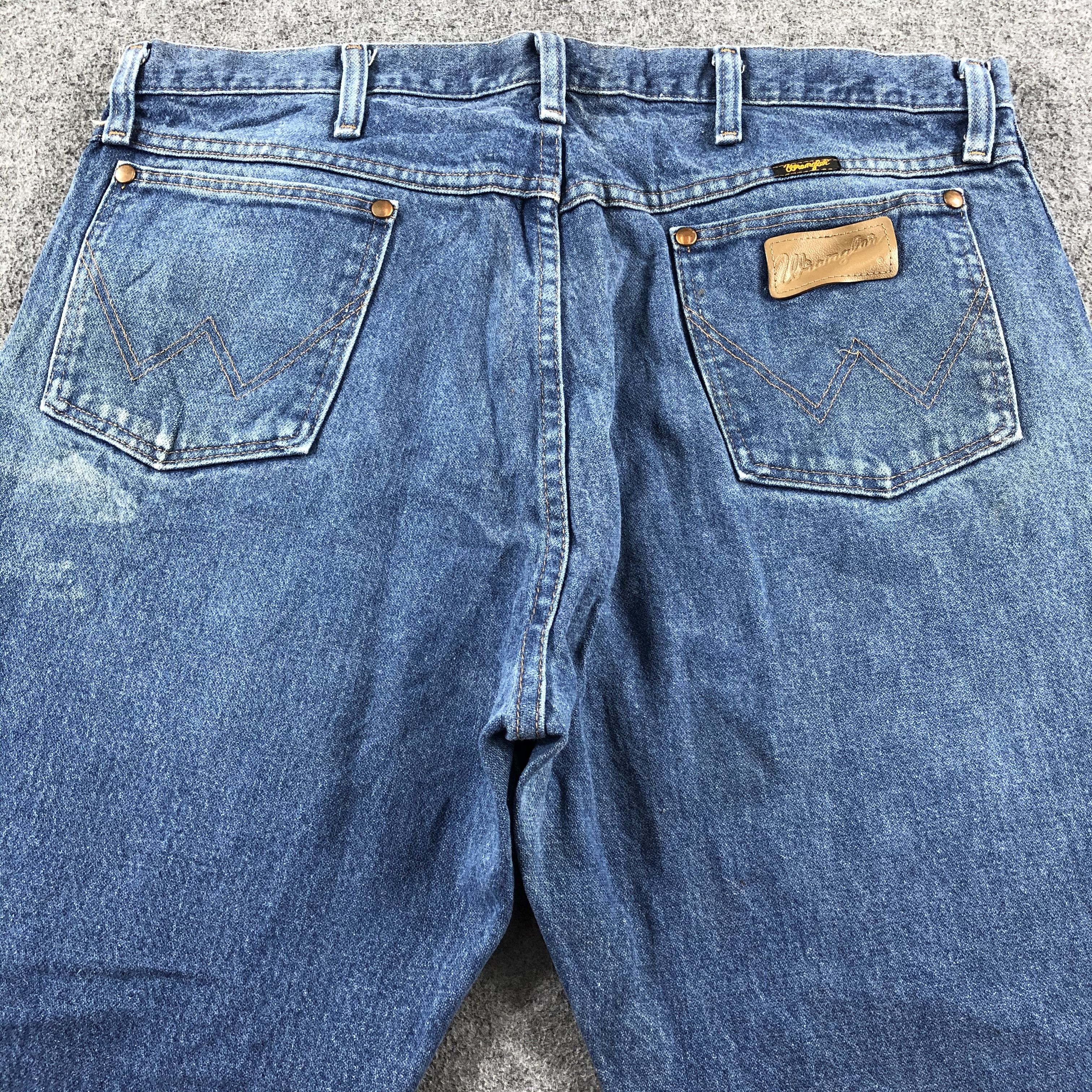 Vintage Vintage Blue Wash Wrangler Jeans-J2462 Size US 37 - 4 Thumbnail