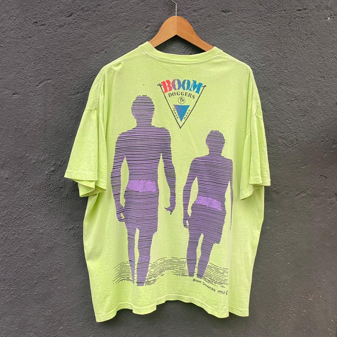 Sun Surf Thrashed Faded Vintage 90s Boom Doggers Surfing Tee Size US XL / EU 56 / 4 - 1 Thumbnail