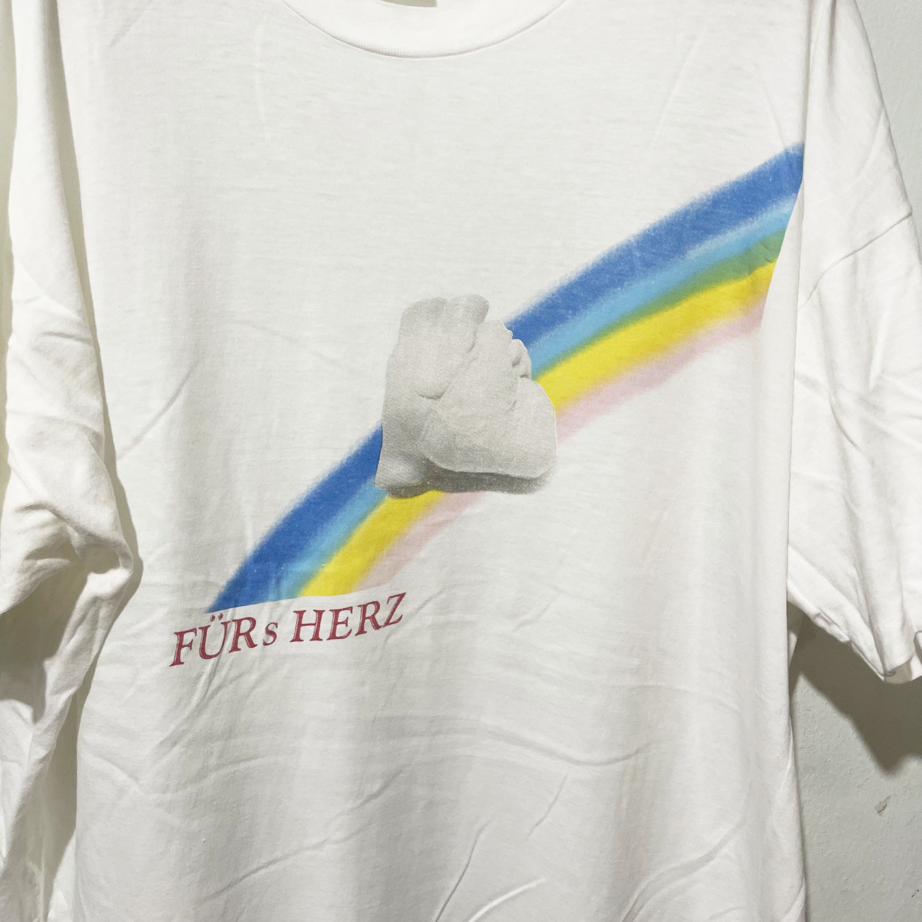 Vintage Vintage 90s Für’s Herz Rainbow Heart T-Shirt Size US XL / EU 56 / 4 - 2 Thumbnail