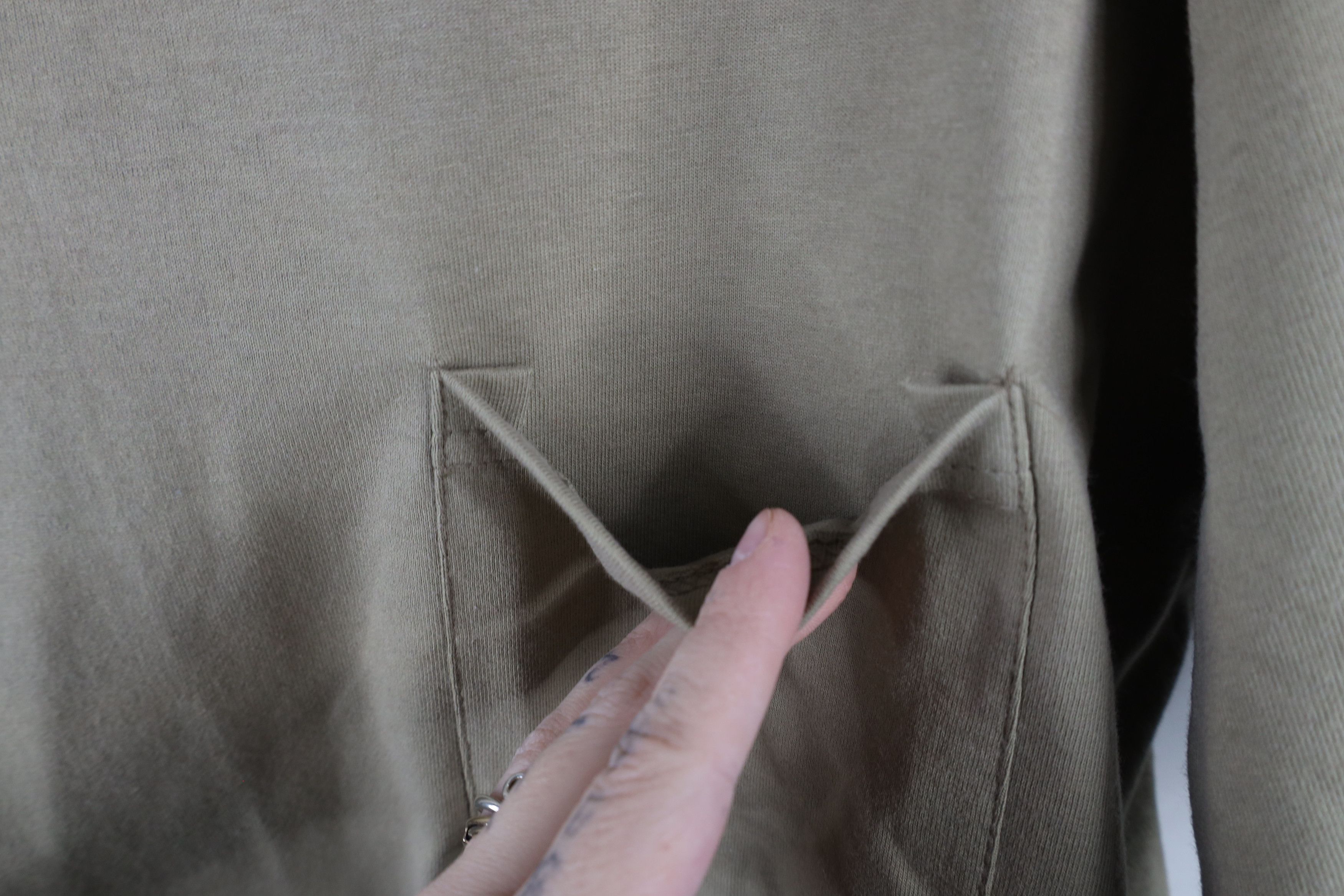 Russell Athletic × Vintage Vintage 90s Russell Athletic Pocket T-Shirt Beige Cotton Size US L / EU 52-54 / 3 - 5 Thumbnail