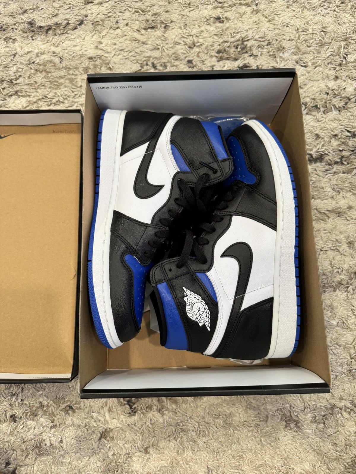 Jordan Brand Air Jordan 1 Retro Size US 10 / EU 43 - 1 Thumbnail