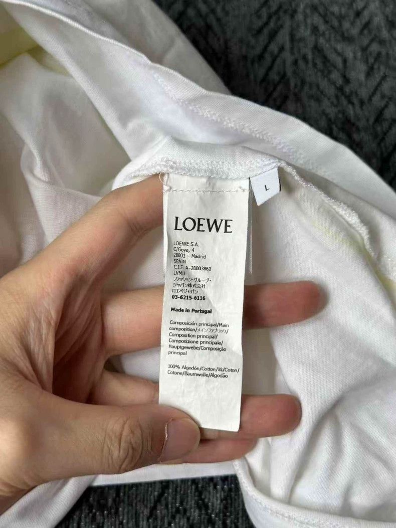 Loewe LOEWE Big logo short sleeve Size L / US 10 / IT 46 - 4 Thumbnail