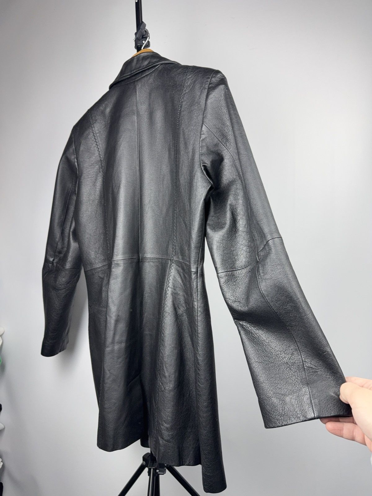 Genuine Leather Vintage 90s Japanese Avant Garde Black Real Leather Coat M Size M / US 6-8 / IT 42-44 - 11 Thumbnail