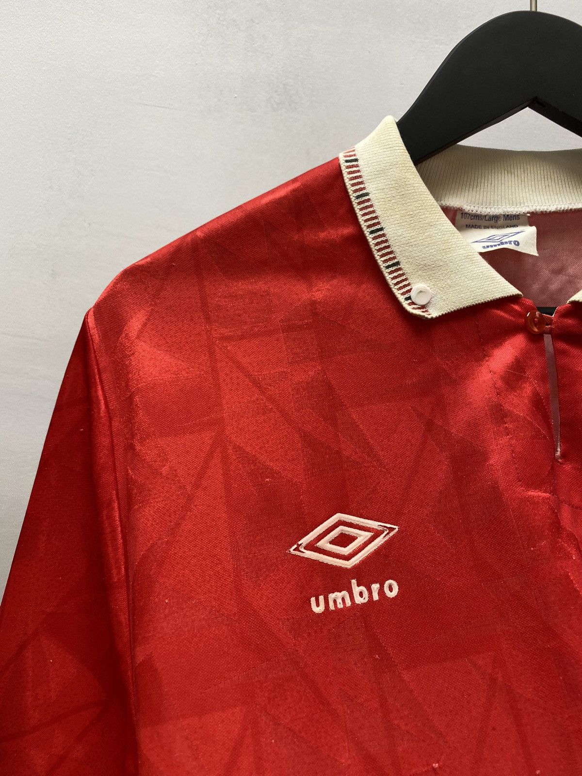Umbro × Vintage Vintage 90s Notthingham Forest 1990-1992 Home Jersey Size US M / EU 48-50 / 2 - 12 Thumbnail