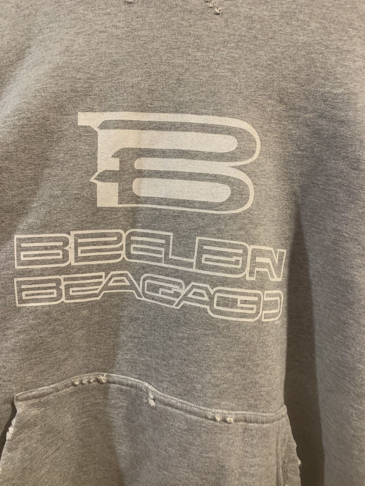 Balenciaga Balenciaga ai generated hoodie RARE Size US XL / EU 56 / 4 - 2 Thumbnail