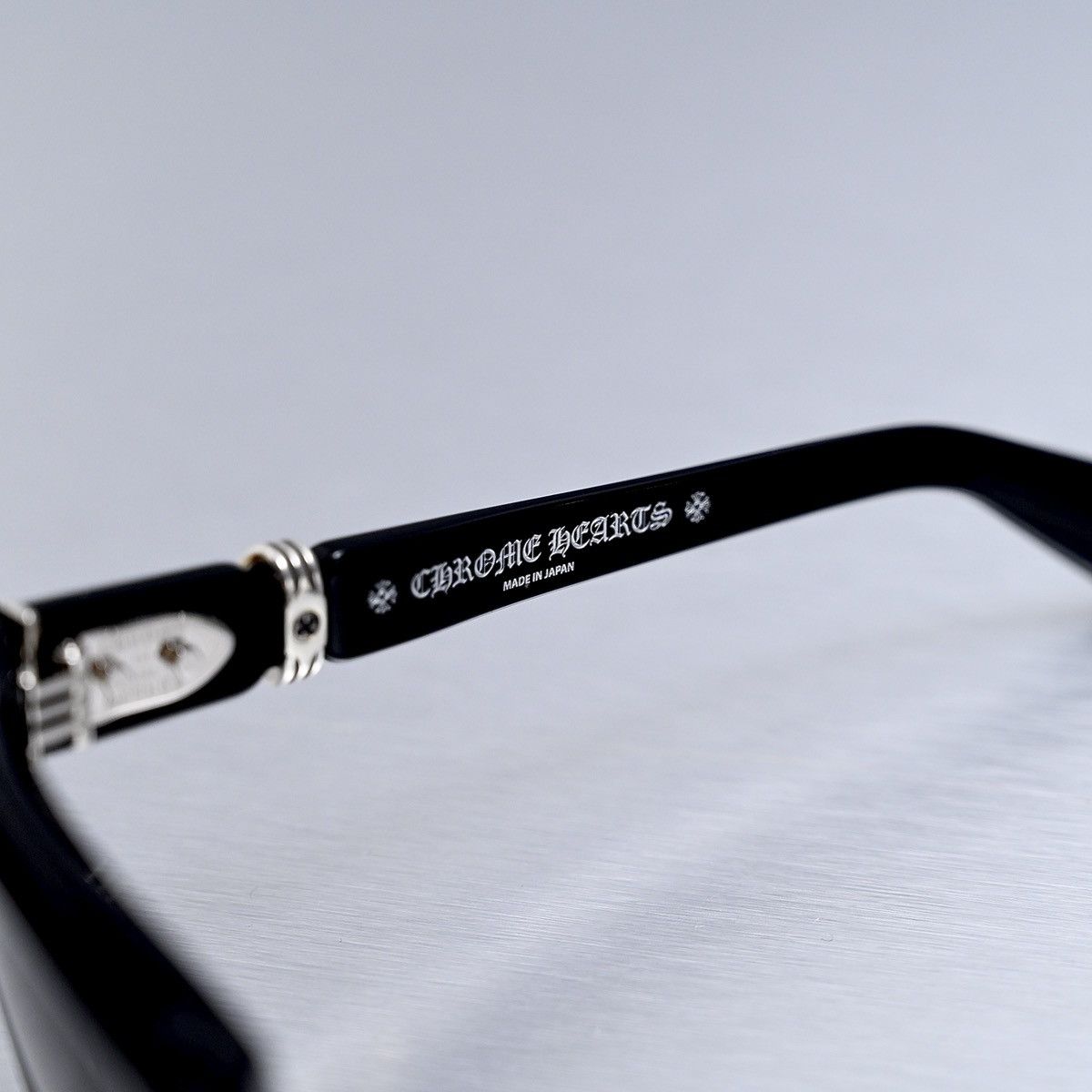 Chrome Hearts CHROME HEARTS CLITERALLY BLACK/SHINY SILVER SUNGLASSES Size ONE SIZE - 4 Thumbnail