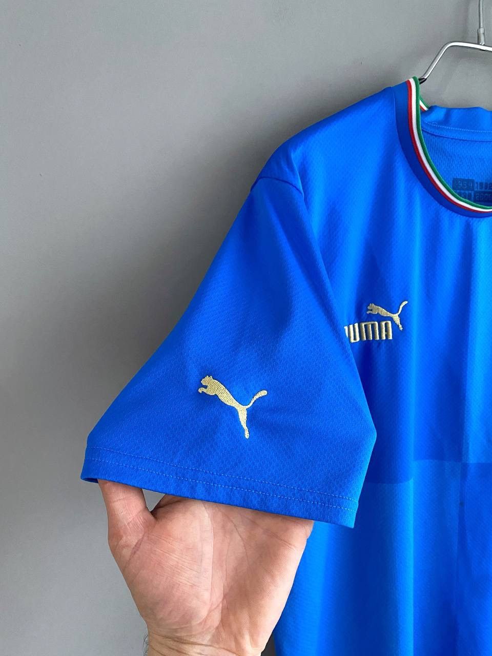 Puma Puma Italy National Team 2022/2023 Soccer Jersey, Size L Size US L / EU 52-54 / 3 - 7 Thumbnail