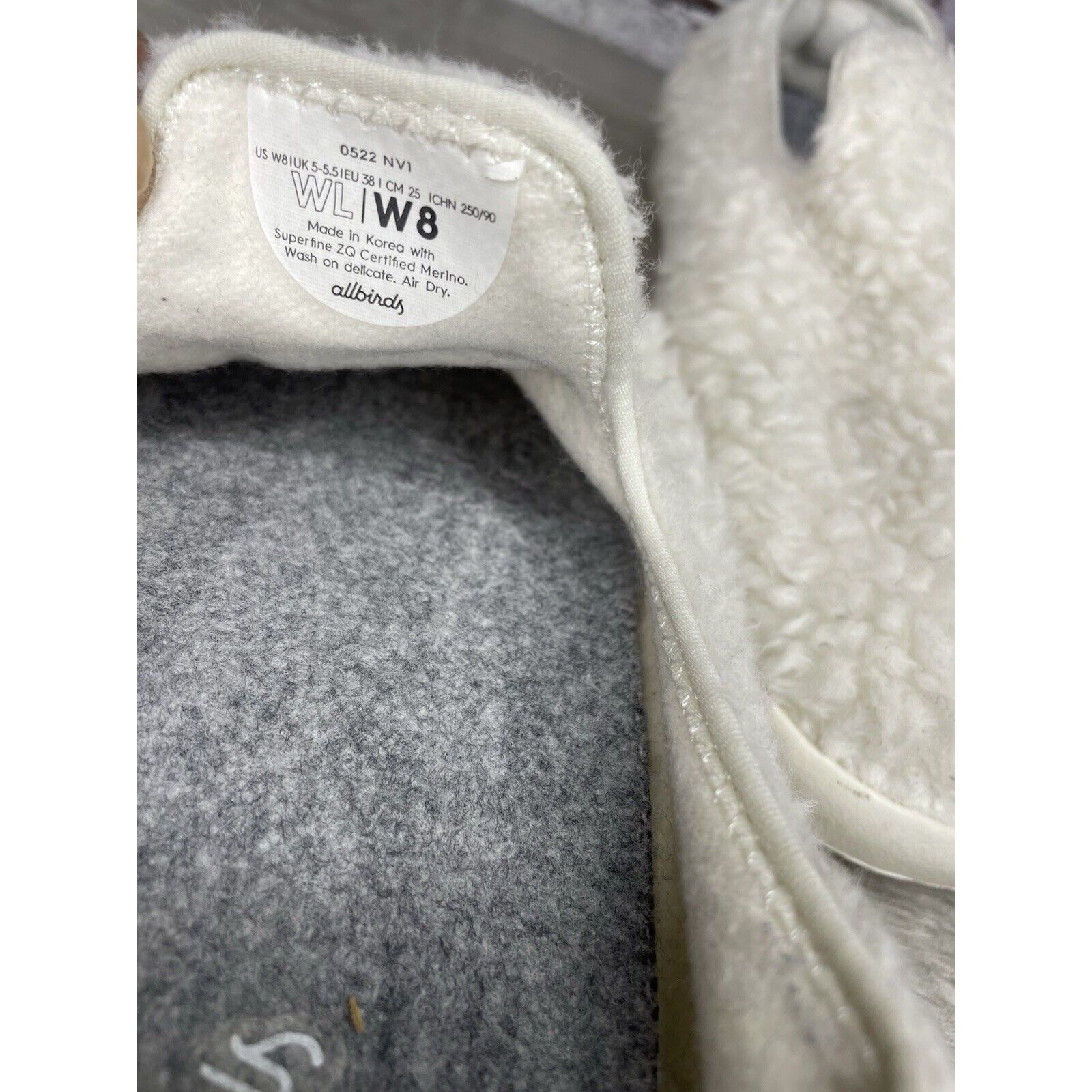 Allbirds ALLBIRDS Merino Wool Sherpa White Slip On Lounge Sneakers Wo Size US 8 / IT 38 - 9 Thumbnail