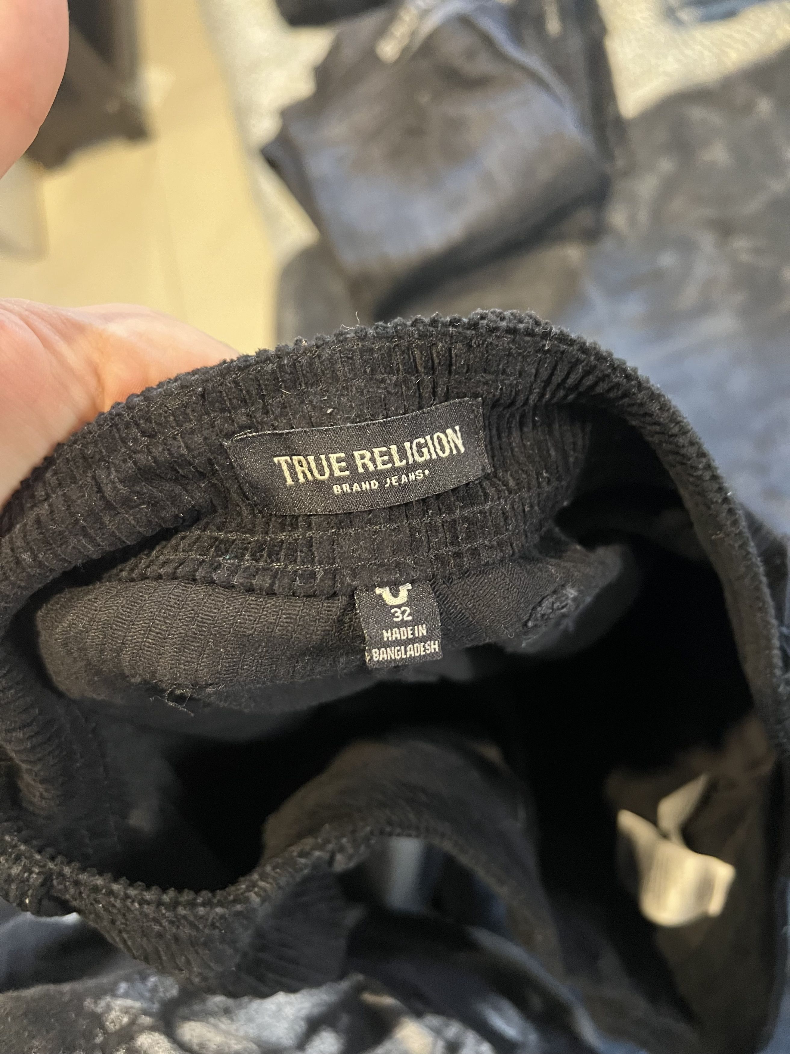 True Religion true religion black corduroy pants Size US 32 / EU 48 - 2 Thumbnail