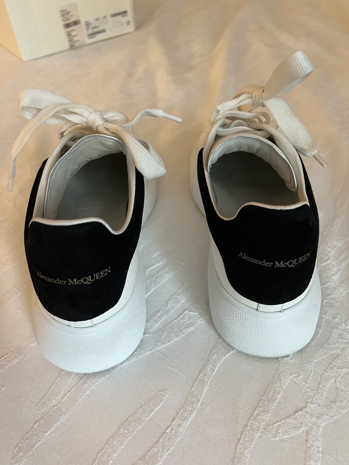 Alexander McQueen Alexander McQueen Oversized Sneaker Size US 9 / IT 39 - 5 Thumbnail