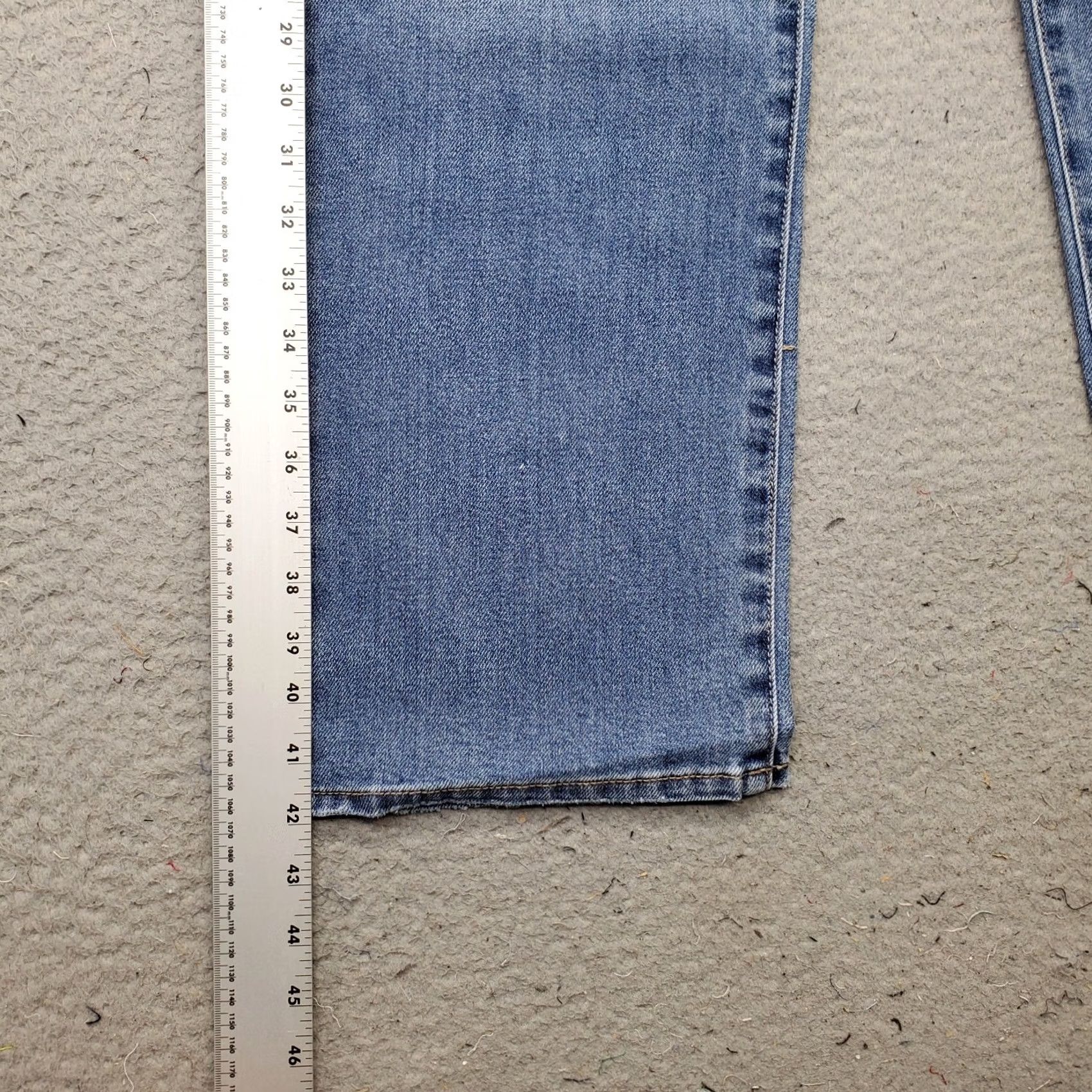 Vintage Seven7 Jeans Womens 6 Blue Denim Premium High Rise Loose Straight Leg MY10341DE Jeans Women Size 6 Blue 30.5 Inseam Regular Fit 31 Waist 5-Pocket NWT Size 28" / US 6 / IT 42 - 3 Thumbnail