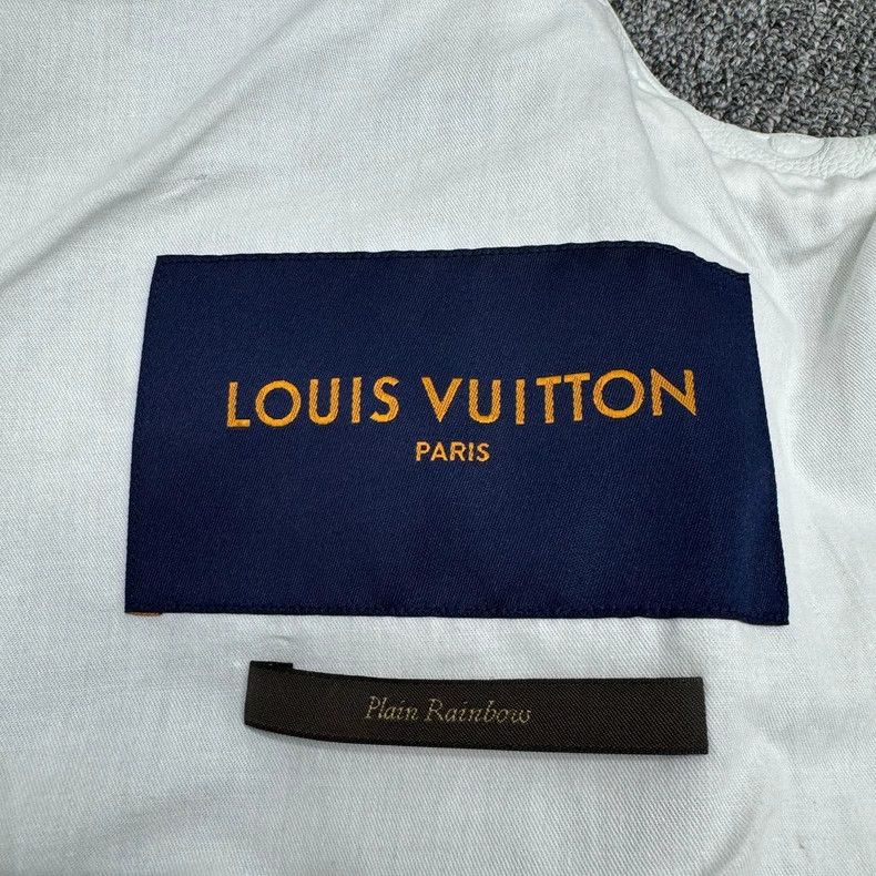 Louis Vuitton Louis Vuitton White old flower full print logo vest Size US M / EU 48-50 / 2 - 4 Thumbnail