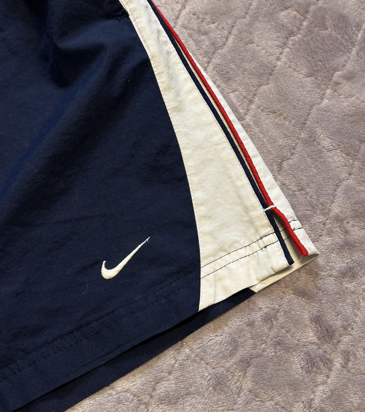 Nike × Vintage Og Vintage Nike Nylon Track Shorts Size US 36 / EU 52 - 5 Thumbnail