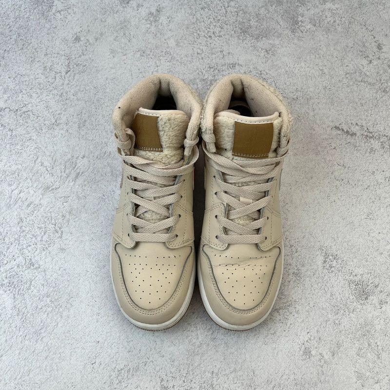 Jordan Brand Hi-top sneakers Air Jordan 1 Mid Fleece Pearl White GS Shoes Size US 8 / IT 38 - 2 Thumbnail