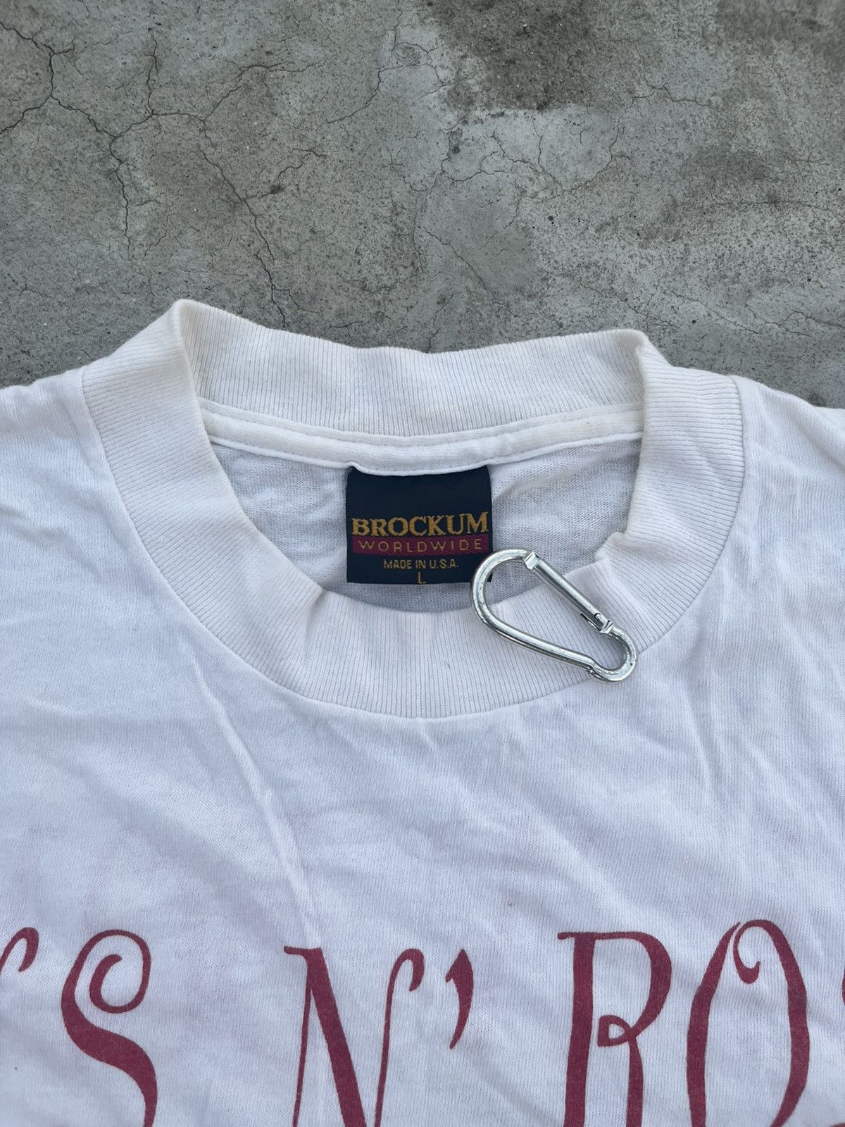Band Tees × Brockum × Vintage Vintage Guns N Roses Tee Shirt 1993 World Tour Skin N Bones Size US L / EU 52-54 / 3 - 6 Thumbnail